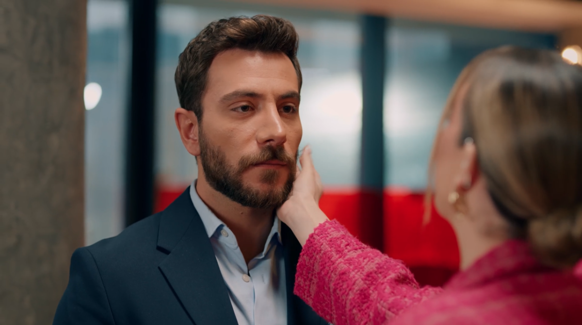 مسلسل حب على ورق الحلقة 23