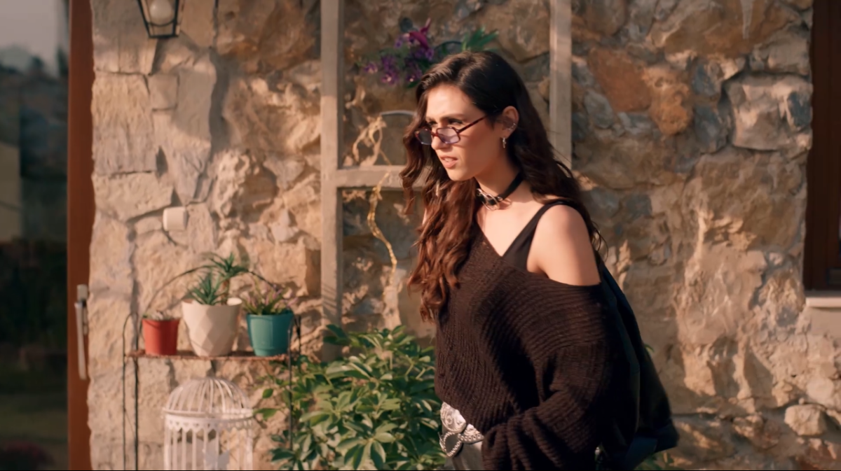 مسلسل حب على ورق الحلقة 24