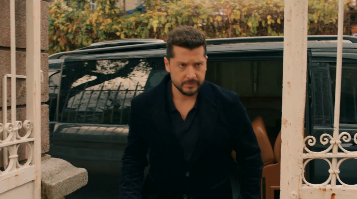 مسلسل حب على ورق الحلقة 25
