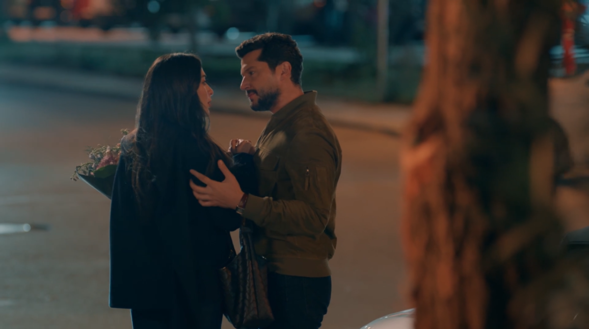 مسلسل حب على ورق الحلقة 35