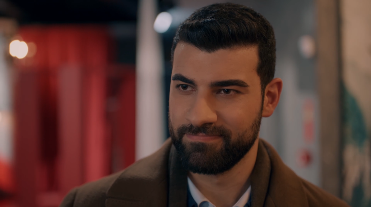 مسلسل حب على ورق الحلقة 37