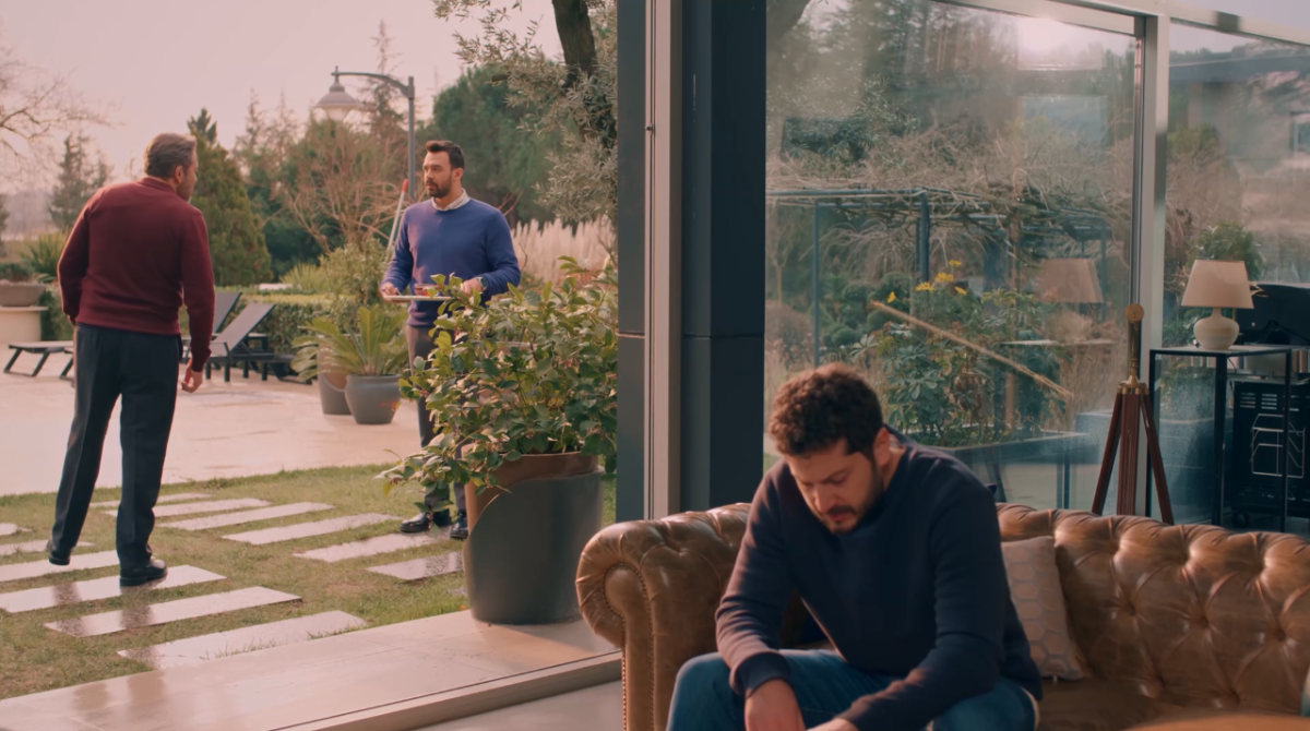 مسلسل حب على ورق الحلقة 40