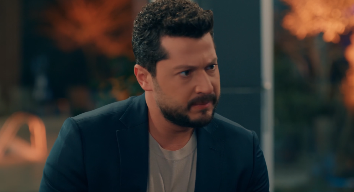 مسلسل حب على ورق الحلقة 44