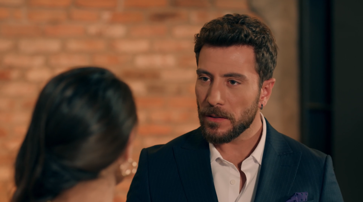 مسلسل حب على ورق الحلقة 44