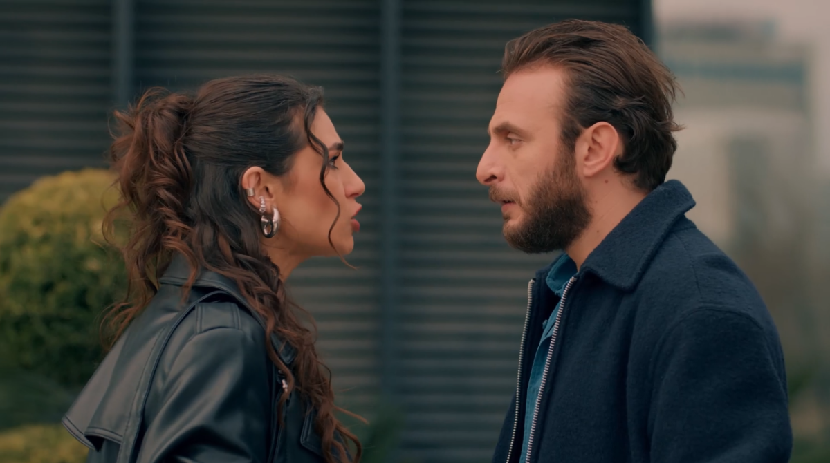 مسلسل حب على ورق الحلقة 44