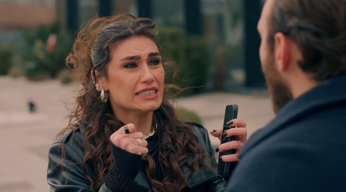 مسلسل حب على ورق الحلقة 44