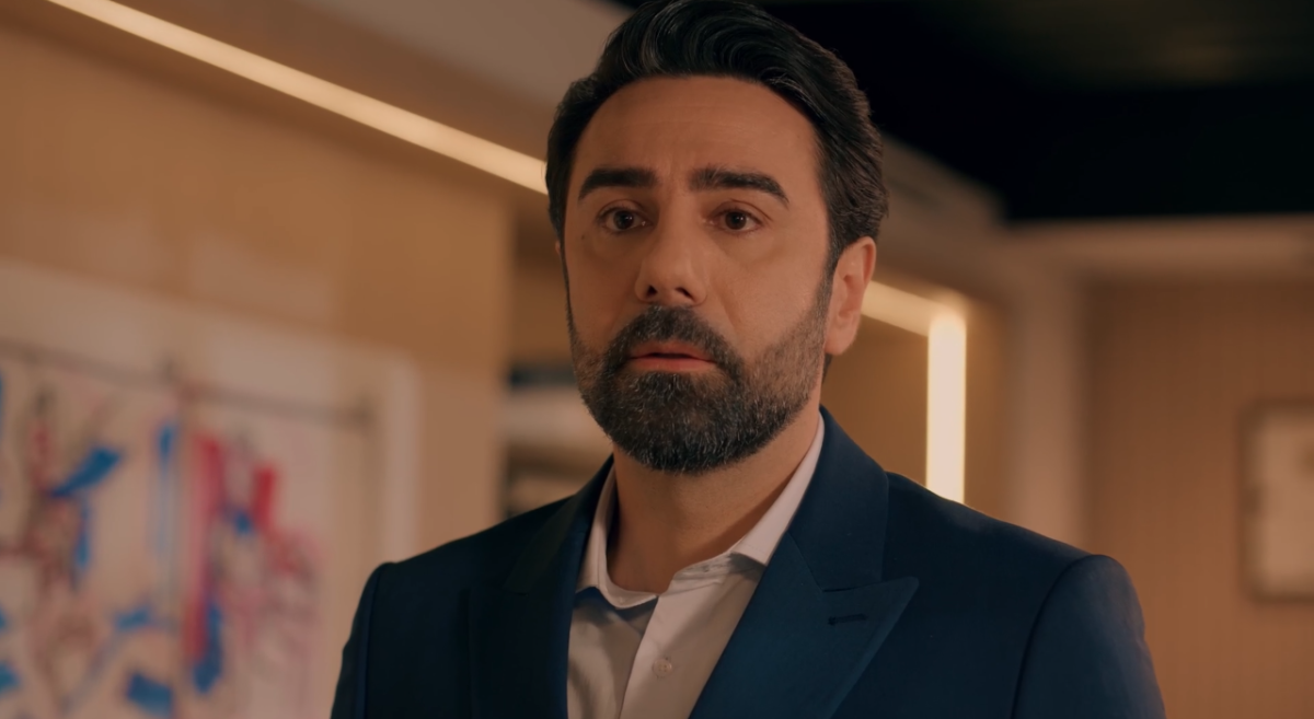 مسلسل حب على ورق الحلقة 44