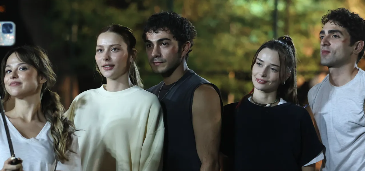 مسلسل إسطنبول رأسا على عقب الحلقة 10