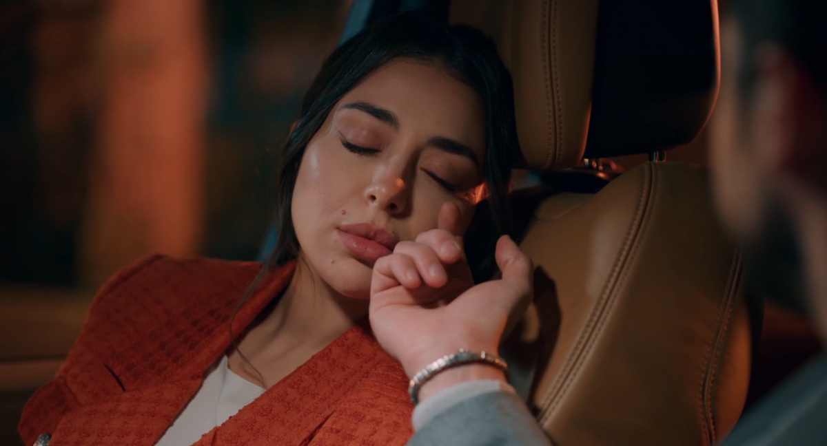 مسلسل حب على ورق الحلقة 50