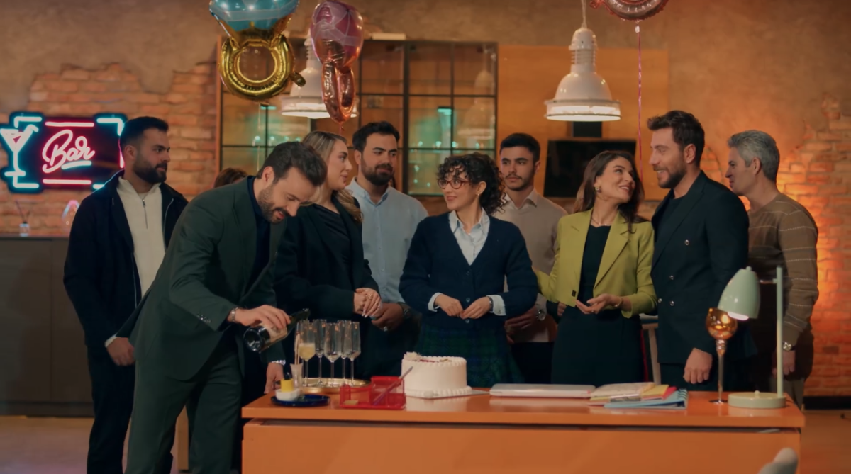 مسلسل حب على ورق الحلقة 52