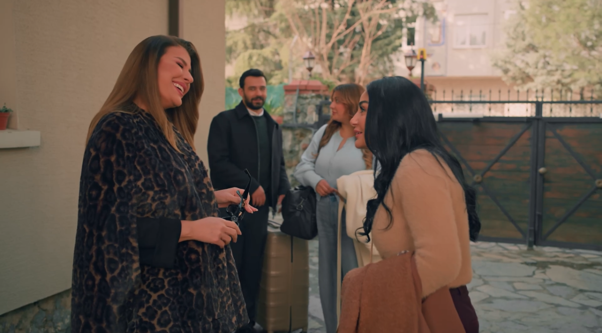 مسلسل حب على ورق الحلقة 53