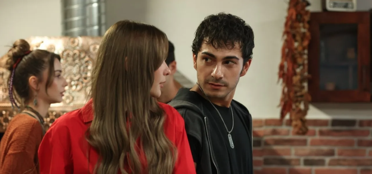 مسلسل إسطنبول رأسا على عقب الحلقة&nbsp;11