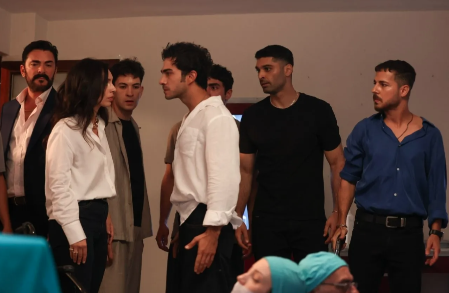 مسلسل إسطنبول رأسا على عقب الحلقة 13