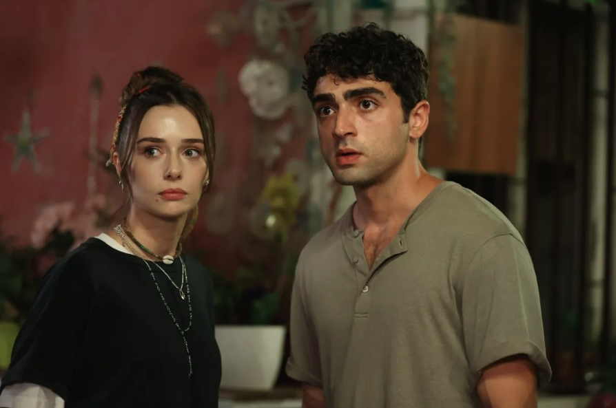 مسلسل إسطنبول رأسا على عقب الحلقة 13