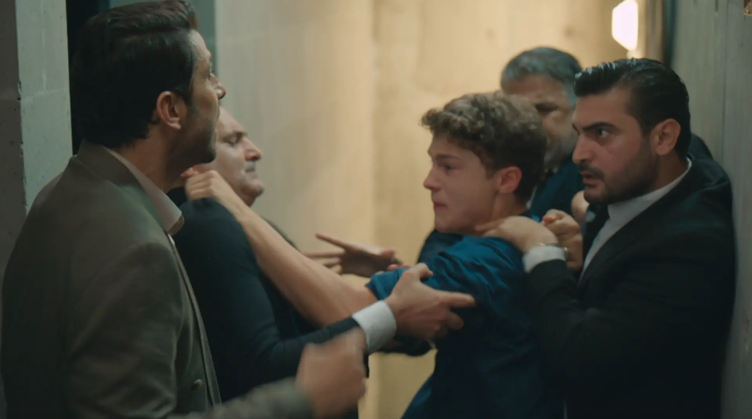 مسلسل مازلت في السابعة عشر الحلقة 16