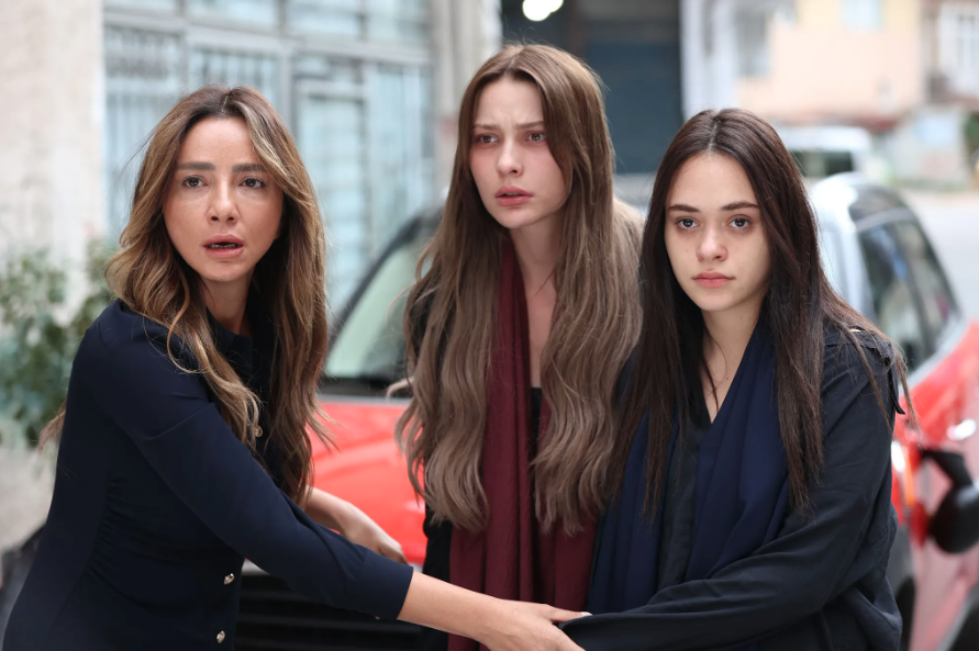مسلسل إسطنبول رأسا على عقب الحلقة 16