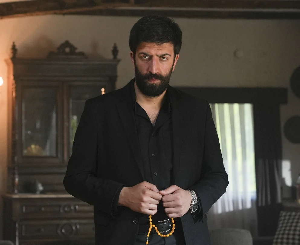 رمضان تيتيك - Ramazan Tetik - حلم أشرف - Eşref R&uuml;ya - وفاة ممثل تركي - مسلسلات تركية - شاتاي أولسوي - ديميت أوزدمير - أخبار الدراما التركية