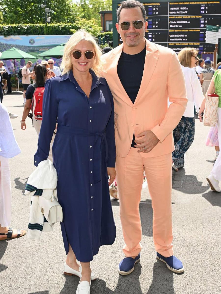 ظافر العابدين ووفائه لـ "قلب زوجته"