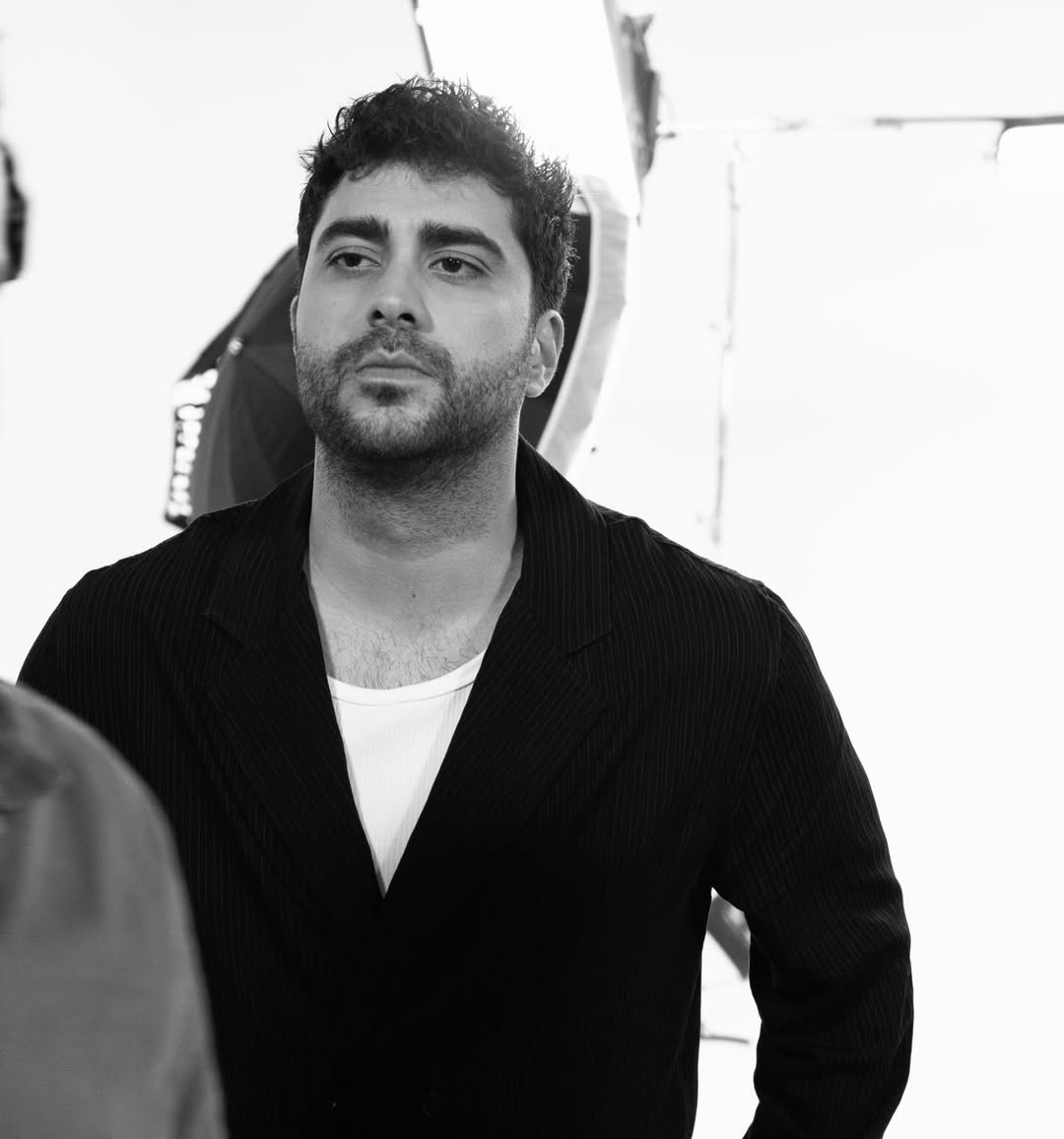 دوغوكان غونغور - Doğukan Güngör - شراب التوت - Kızılcık Şerbeti - Show TV - فاتح أونال - Birsen Altuntaş - دراما تركية - أخبار المشاهير في تركيا - اعتقال ممثلين في تركيا