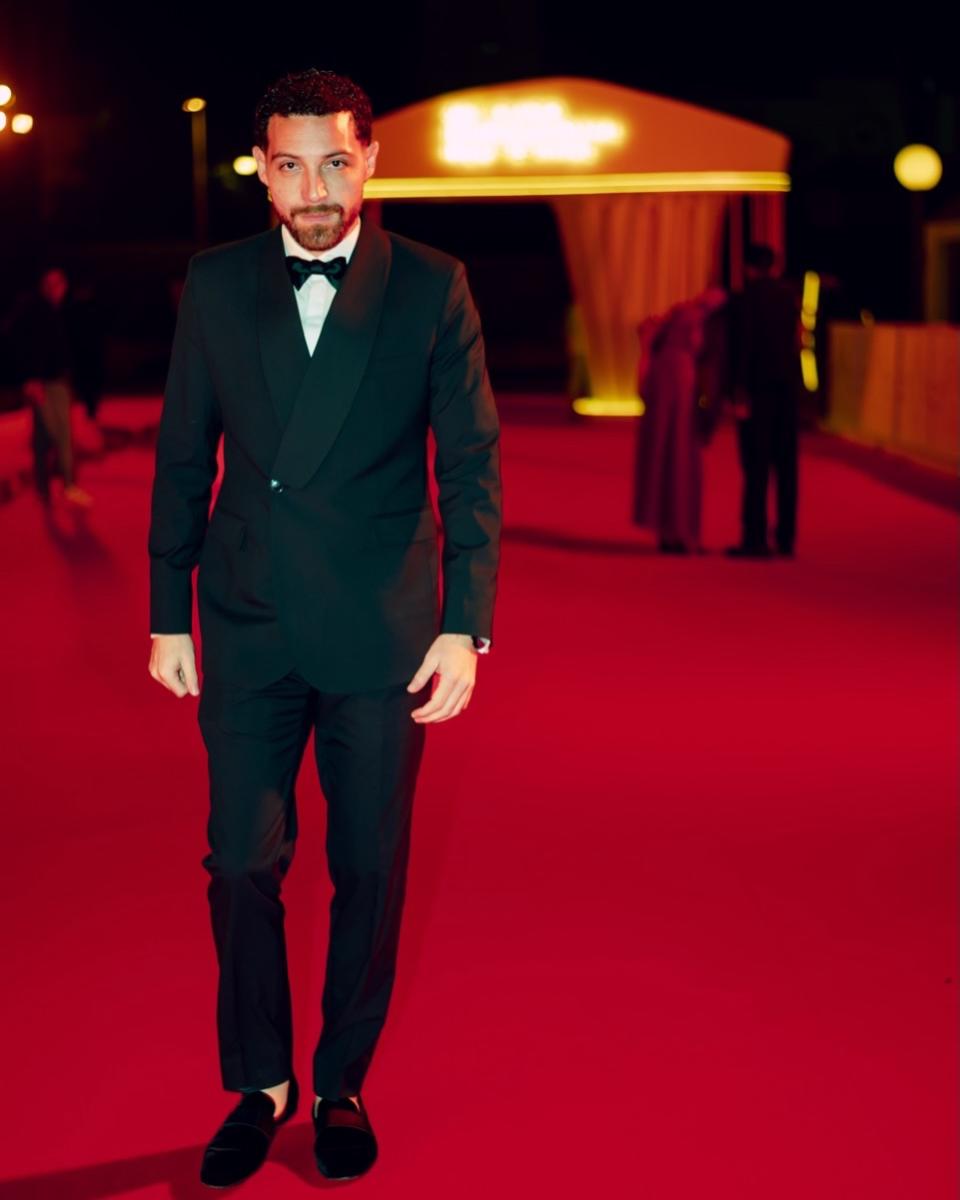 محمود حجازي - قضية محمود حجازي - اتهام محمود حجازي - الاعتداء داخل فندق القاهرة - تحرش مشاهير - أخبار الفنانين مصر - التحقيقات مع محمود حجازي - ET بالعربي