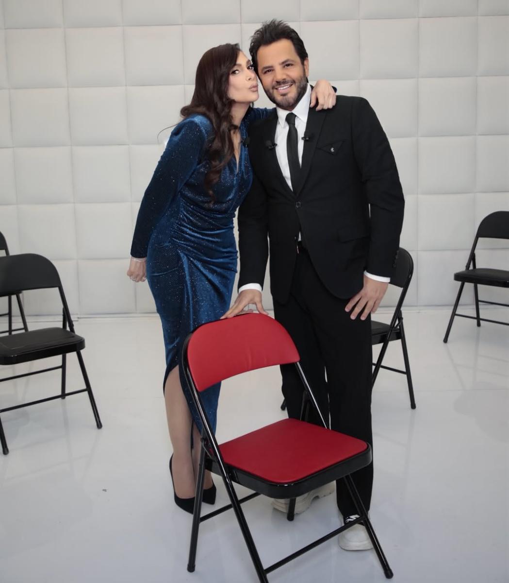 أمل حجازي - Amal Hijazi - نيشان - Nishan - خلع الحجاب - تصريحات أمل حجازي - عودة أمل حجازي - الحلقة التلفزيونية أمل حجازي - السوشيال ميديا أمل حجازي - ET بالعربي - ET Bil Arabi