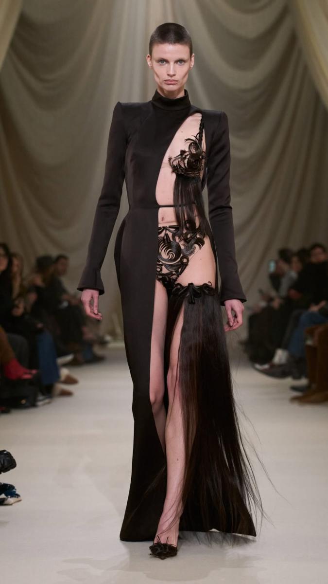 مجموعة محمد آشي ربيع 2026 في باريس