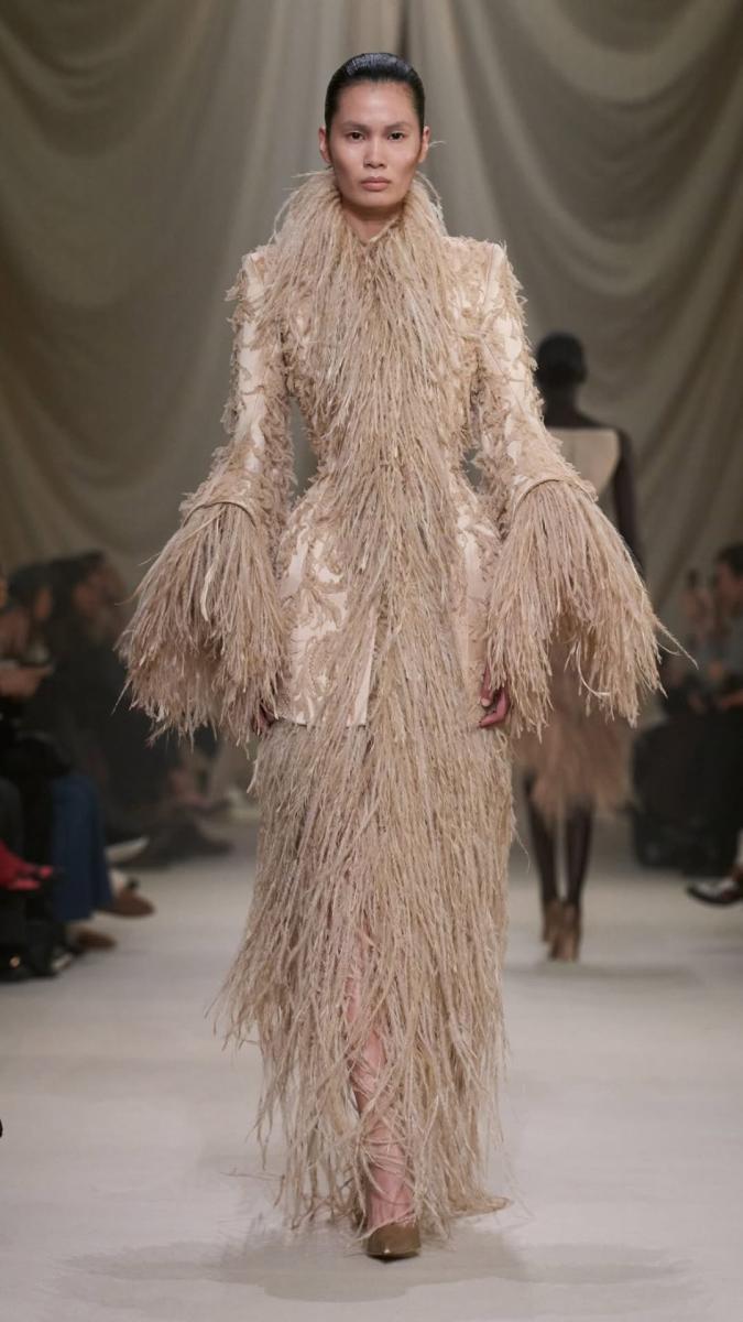 مجموعة محمد آشي ربيع 2026 في باريس