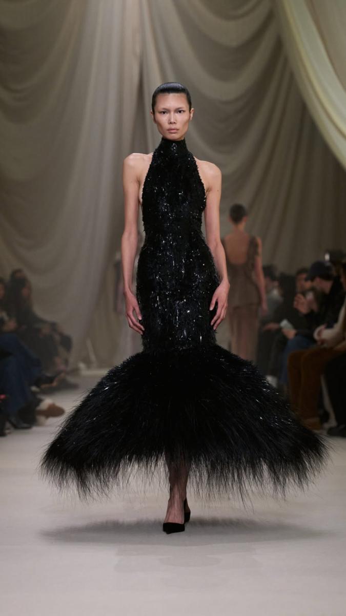 مجموعة محمد آشي ربيع 2026 في باريس