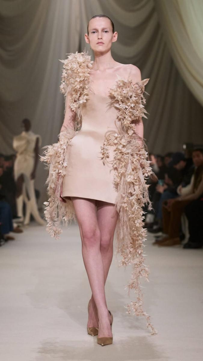 مجموعة محمد آشي ربيع 2026 في باريس