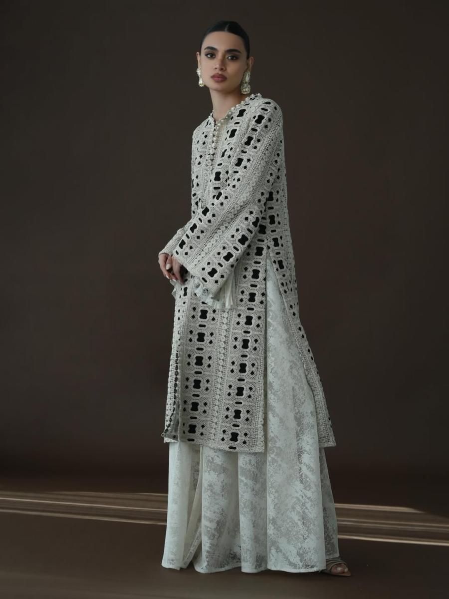 نور الظاهري رمضان 2026: قصّات خالدة وألوان راقية