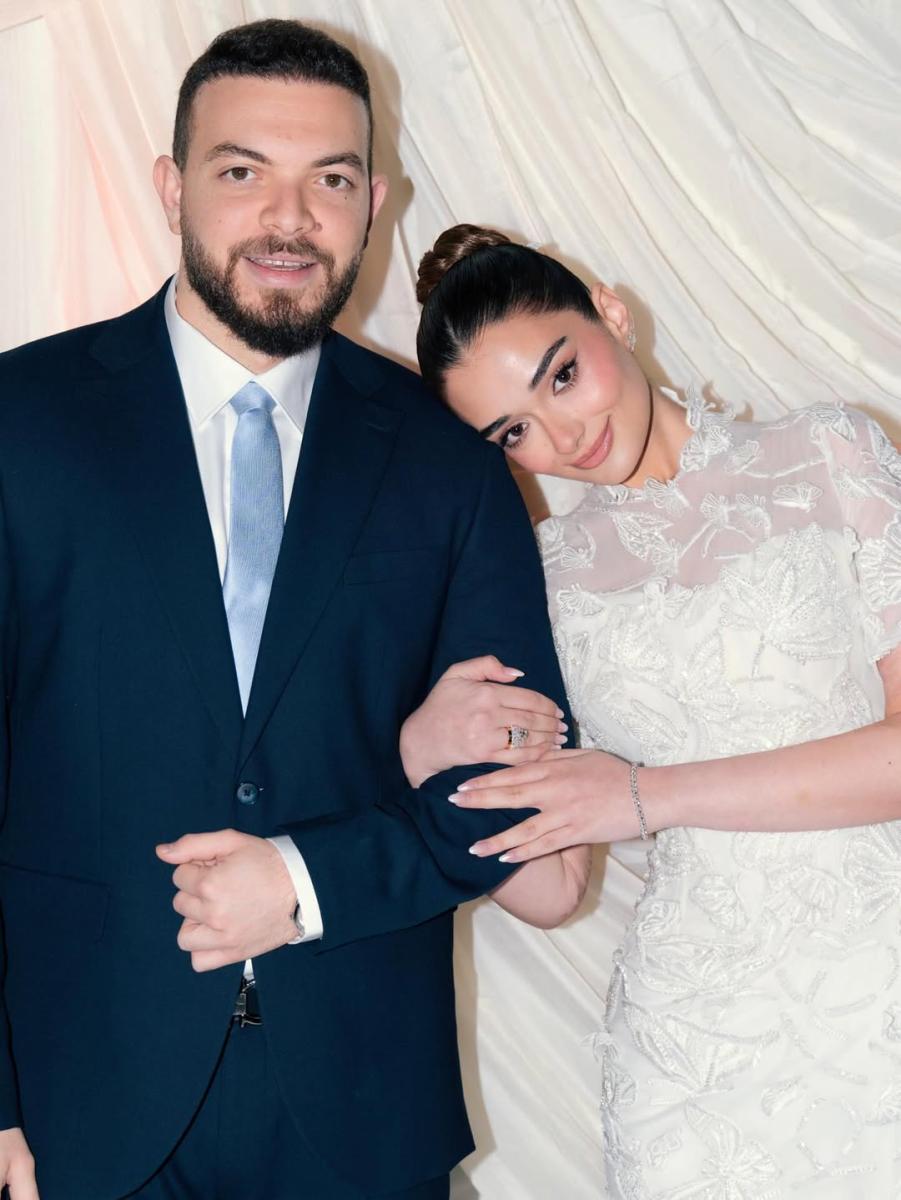 الصور الأولى من خطوبة ملك أحمد زاهر و شريف الليثي