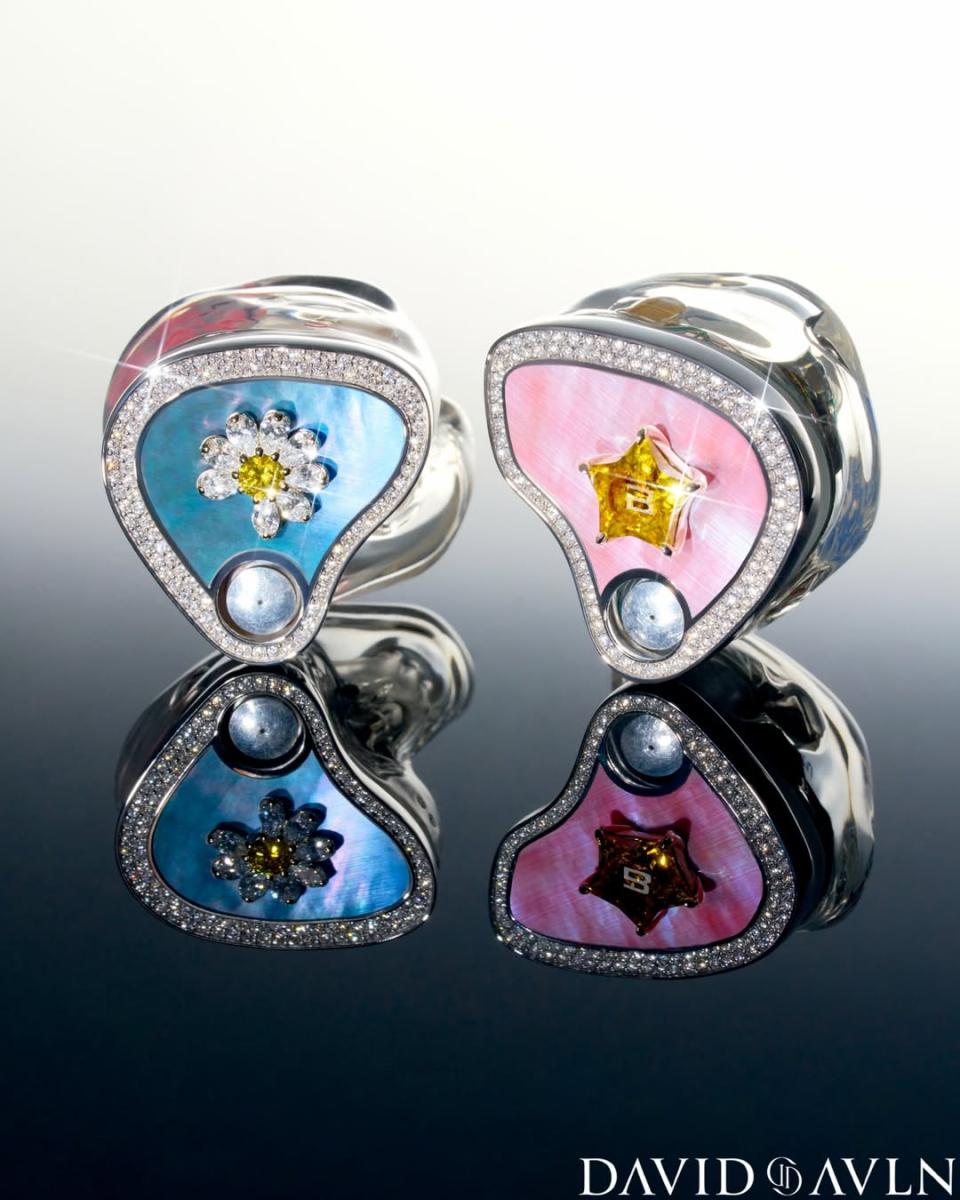 G-Dragon  يتألق بسماعات ألماسية مخصصة في Coachella