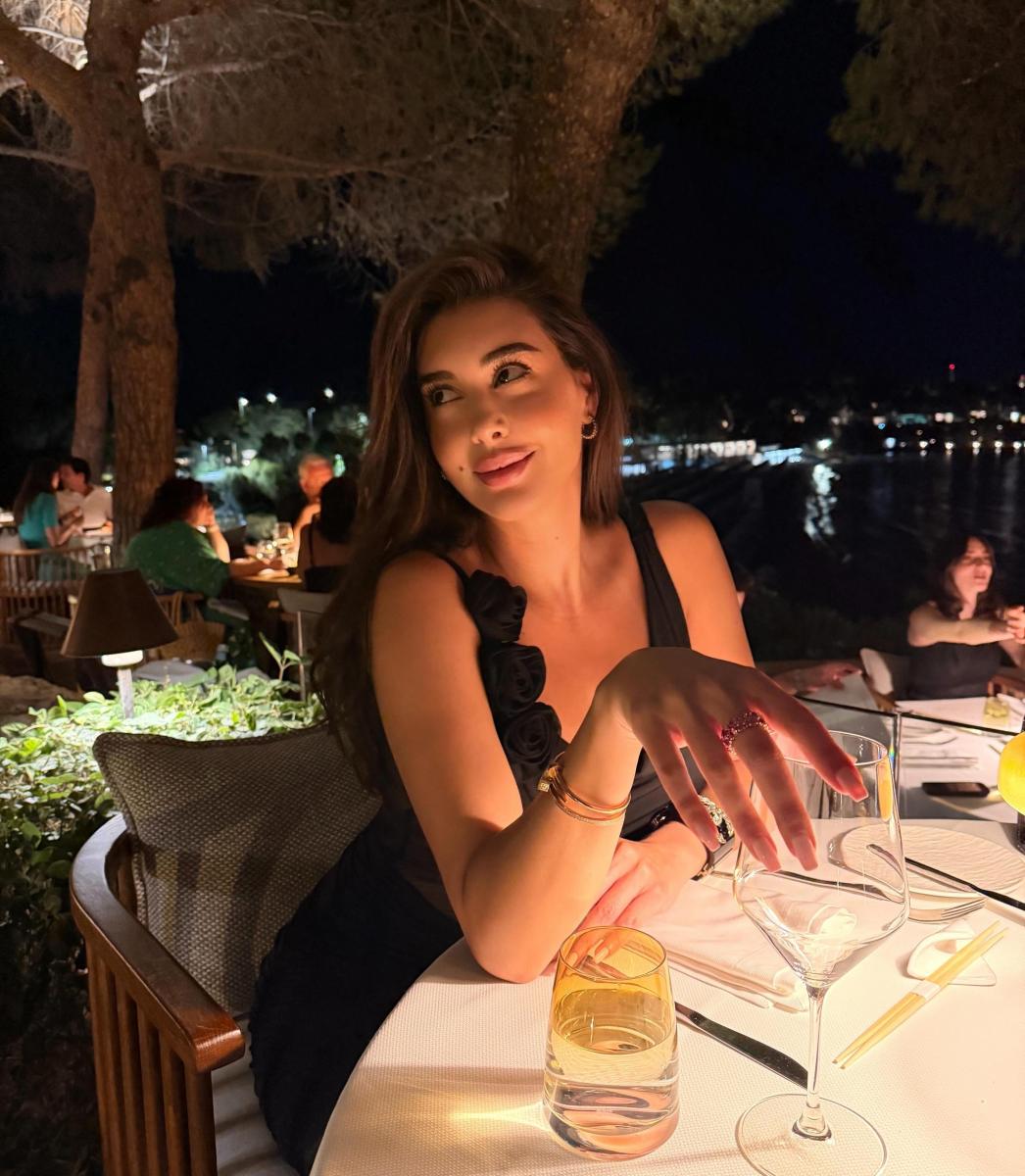 مكياج ياسمين صبري.. إشراقة طبيعية