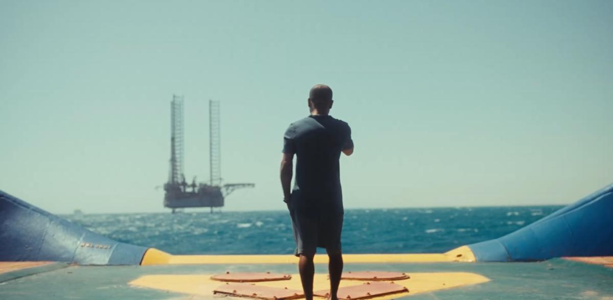 فيلم عُمق، عمق Depth، فيلم Depth السعودي، أحمد الجابر، عبدالرحمن صندقجي، أفلام سعودية، أفلام وثائقية سعودية، الفيلم السعودي عُمق، Netflix MENA، نتفلكس، أفلام نتفلكس السعودية، السينما السعودية، الغوص التجاري، الغوص التشبعي، الغوص في الخليج العربي، Basar Media، قنوات للتوزيع، إثراء، الصندوق الثقافي