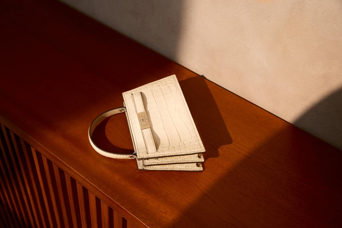 تشكيلة رمضانية حصرية من توري بورش بإلهام عربي أنيق