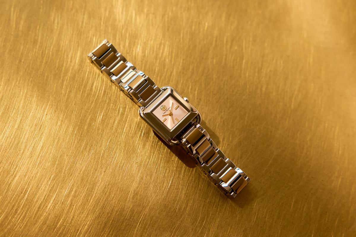 تشكيلة رمضانية حصرية من توري بورش بإلهام عربي أنيق