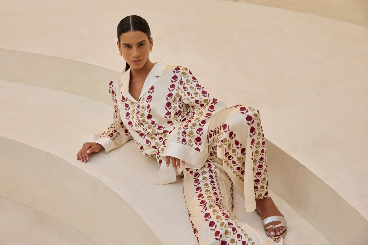 تشكيلة رمضانية حصرية من توري بورش بإلهام عربي أنيق