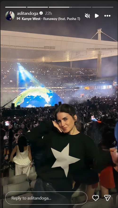 كانييه ويست - Kanye West - إسطنبول - Istanbul - استاد أتاتورك - Ataturk Olympic Stadium - حفلة ضخمة - حفل موسيقي عالمي - NTRteam - Grammy - الهيب هوب - Hip Hop - Runaway - Power - Flashing Lights - Heartless - Black Skinhead - All The Love - Homecoming - Father - Stronger - SoFi Stadium - Los Angeles - تركيا - Türkiye - حضور النجوم الأتراك - Sukru Ozyildiz - Alina Boz - Hazar Ergüçlü - Yasemin Allen - Afra Saracoglu - Asli Tandogan - Elif Buse Dogan - Burak Kut - الحفل الأكبر في مسيرة كاني ويست