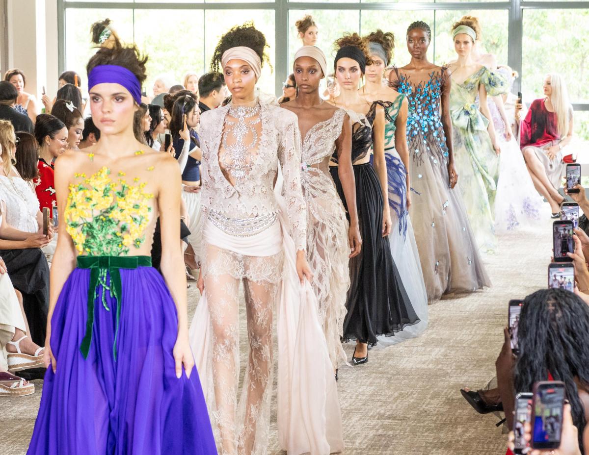 مجموعة Yanina Couture...&nbsp;حوار بين التاريخ والأنوثة المعاصرة