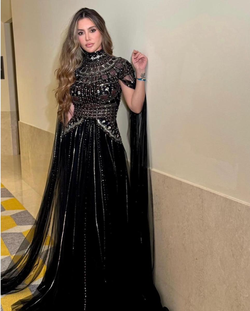 مرام علي بتصميم طوني ورد