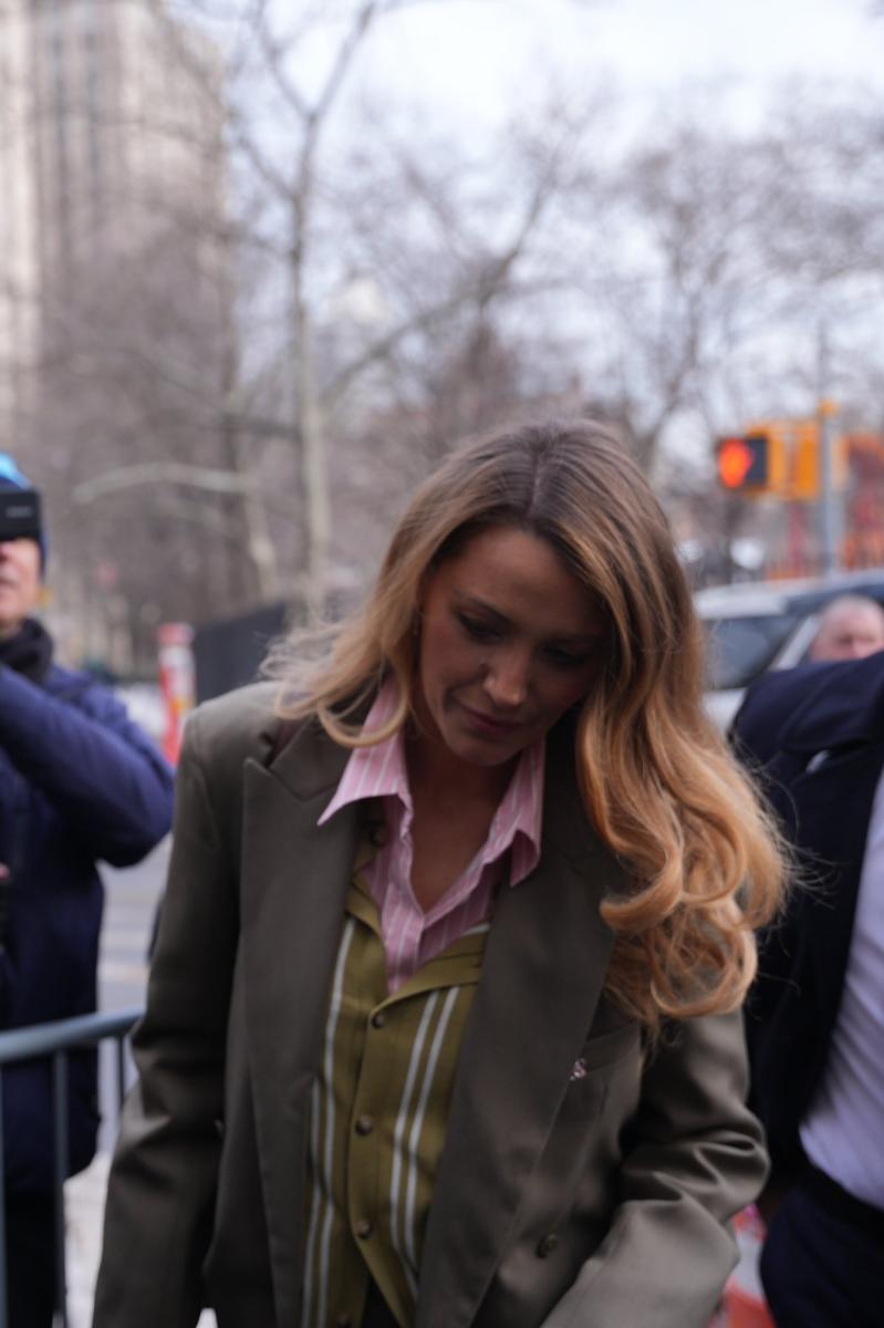 بليك ليفلي Blake Lively - جاستن بالدوني Justin Baldoni - It Ends With Us - قضية بليك ليفلي - نزاع قانوني هوليوود - جلسة تسوية فيدرالية - المحكمة الفيدرالية نيويورك - U.S. District Court for the Southern District of New York - دعوى تحرش جنسي - محاكمة مايو - أخبار هوليوود اليوم - Gregory Doll - PEOPLE Magazine - Emily Baldoni - Lewis Liman - Sarah L. Cave