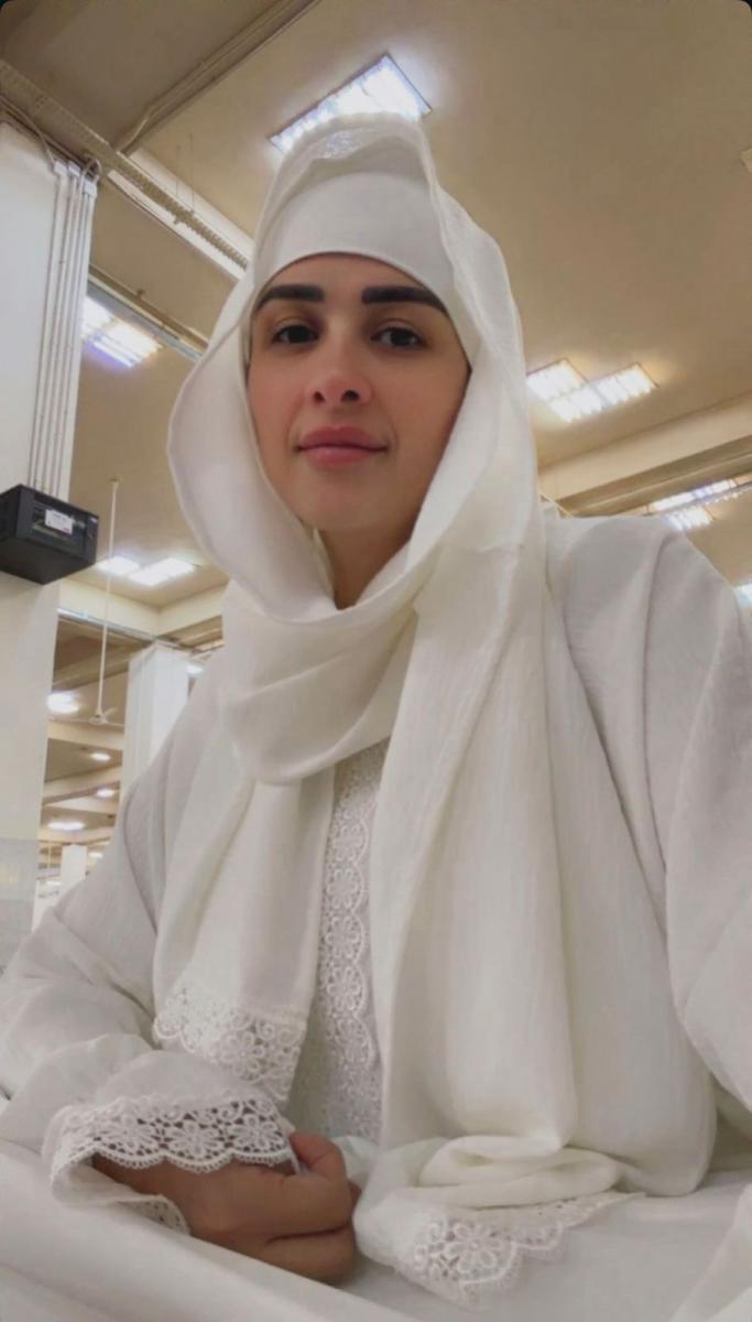 ياسمين عبد العزيز 