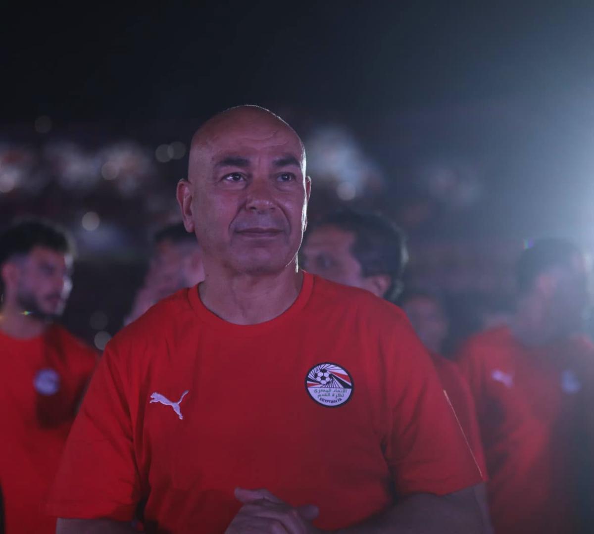 تامر حسني يشعل احتفالية تكريم منتخب مصر في استاد القاهرة