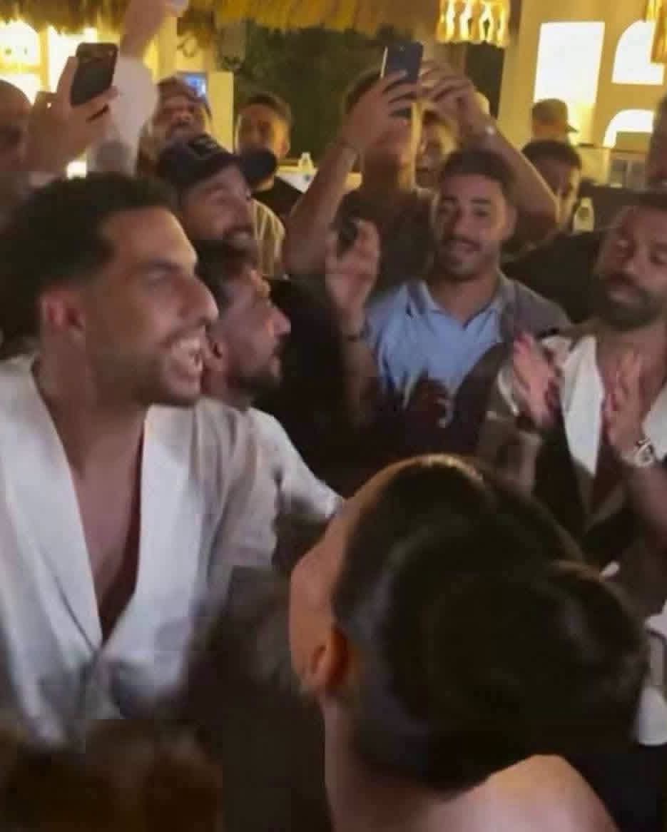 مصطفى شوبير، Mostafa Shobeir، عقد قران مصطفى شوبير، جنى حلمي، Jana Helmy، محمد صلاح، Mohamed Salah، محمود حسن تريزيجيه، Mahmoud Hassan Trezeguet، حمدي فتحي، Hamdi Fathi، محمد عبد المنعم، Mohamed Abdelmonem، أحمد حجازي، Ahmed Hegazi، حمزة علاء، أحمد نبيل كوكا، الأهلي، منتخب مصر، الساحل الشمالي، هنا مصر، حفل زفاف مصطفى شوبير، أخبار محمد صلاح، أخبار الأهلي