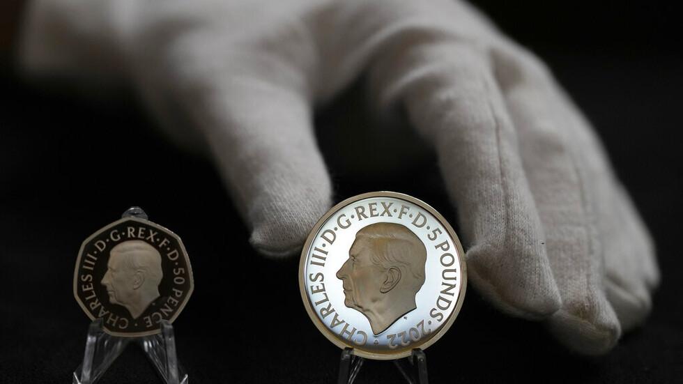 أولى العملات المعدنية التي تحمل صورة الملك تشارلز الثالث - غوغل
