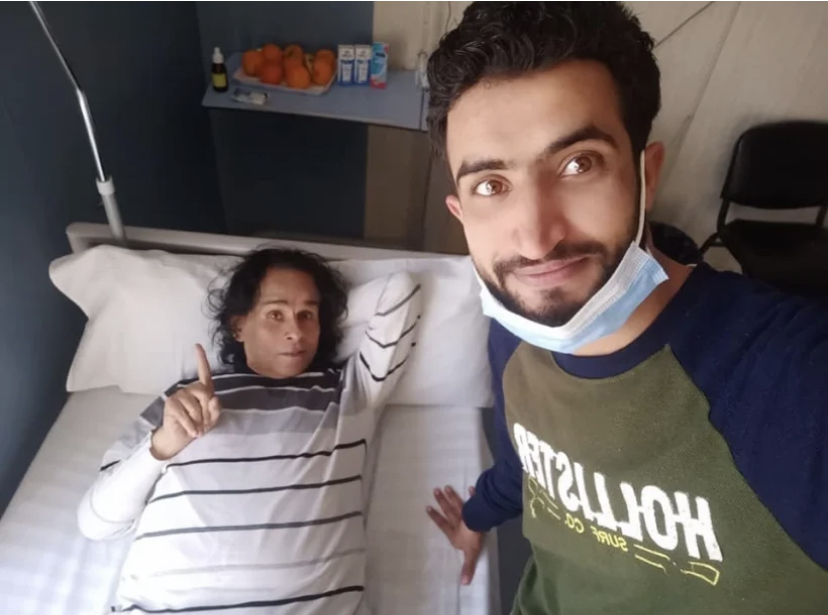 صور سابقة مع علي حميدة من المستشفى 