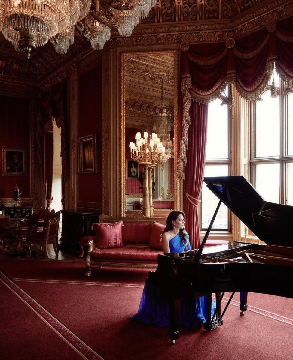 الأميرة كيت ميدلتون تفاجىء جمهور Eurovision بالعزف على البيانو