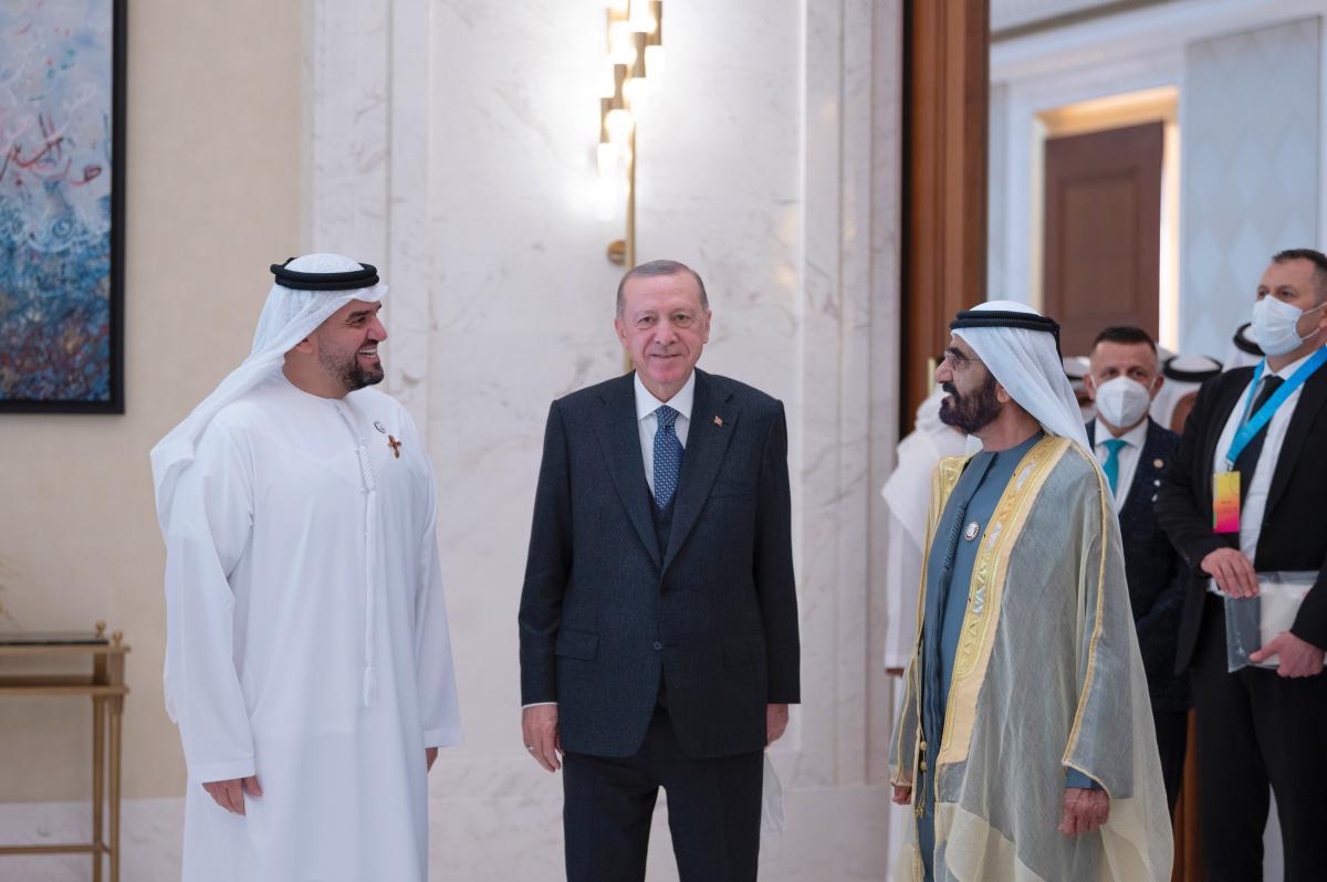 حسين الجسمي مع الرئيس التركي وحاكم دبي 