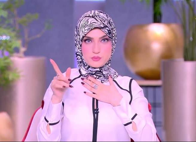طريقة لف الحجاب مع ياسمين عز - طريقة لفة الحجاب المناسبة