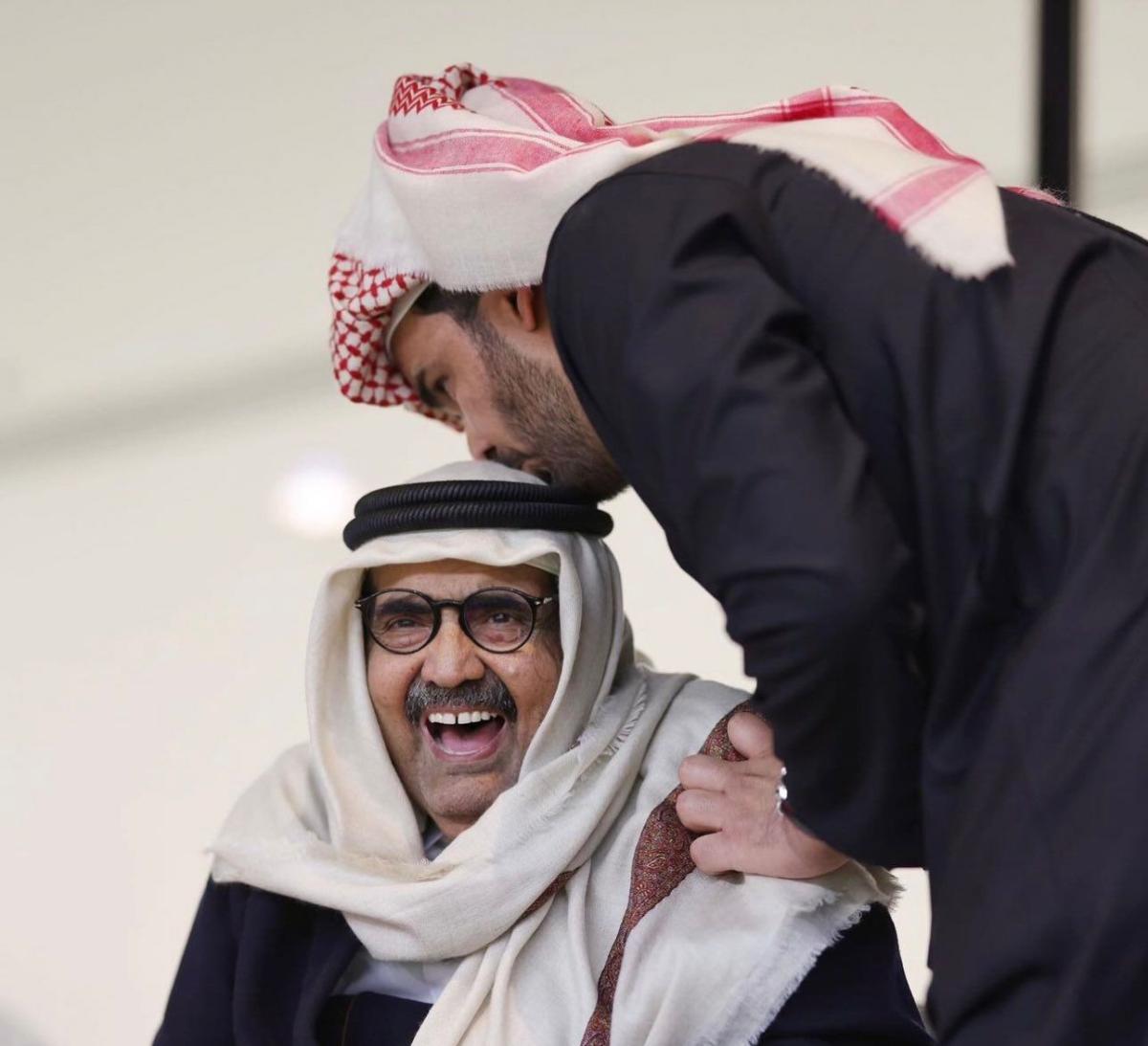 فرحة الأمير الوالد بتأهل قطر
